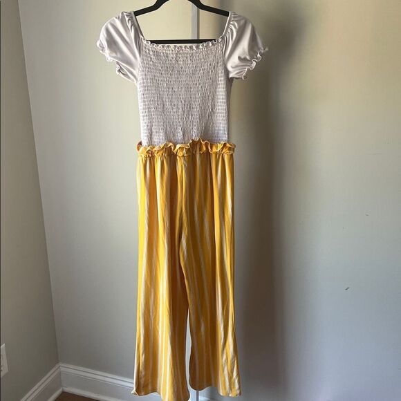 White Smocked Top with Yellow & White StripePanta Women's Jumpsuit Junior Large - Picture 7 of 7